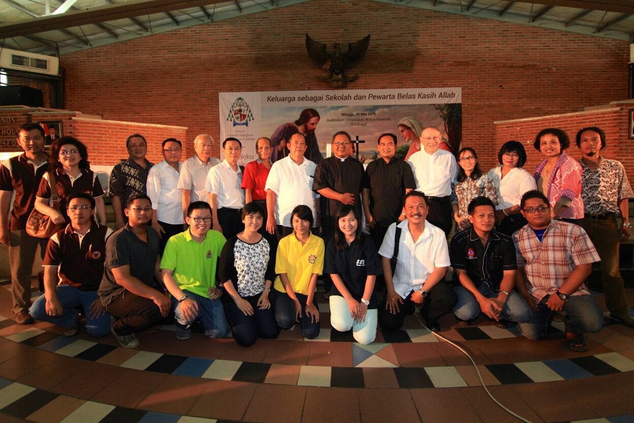 Rekoleksi Pentakosta Keuskupan Surabaya