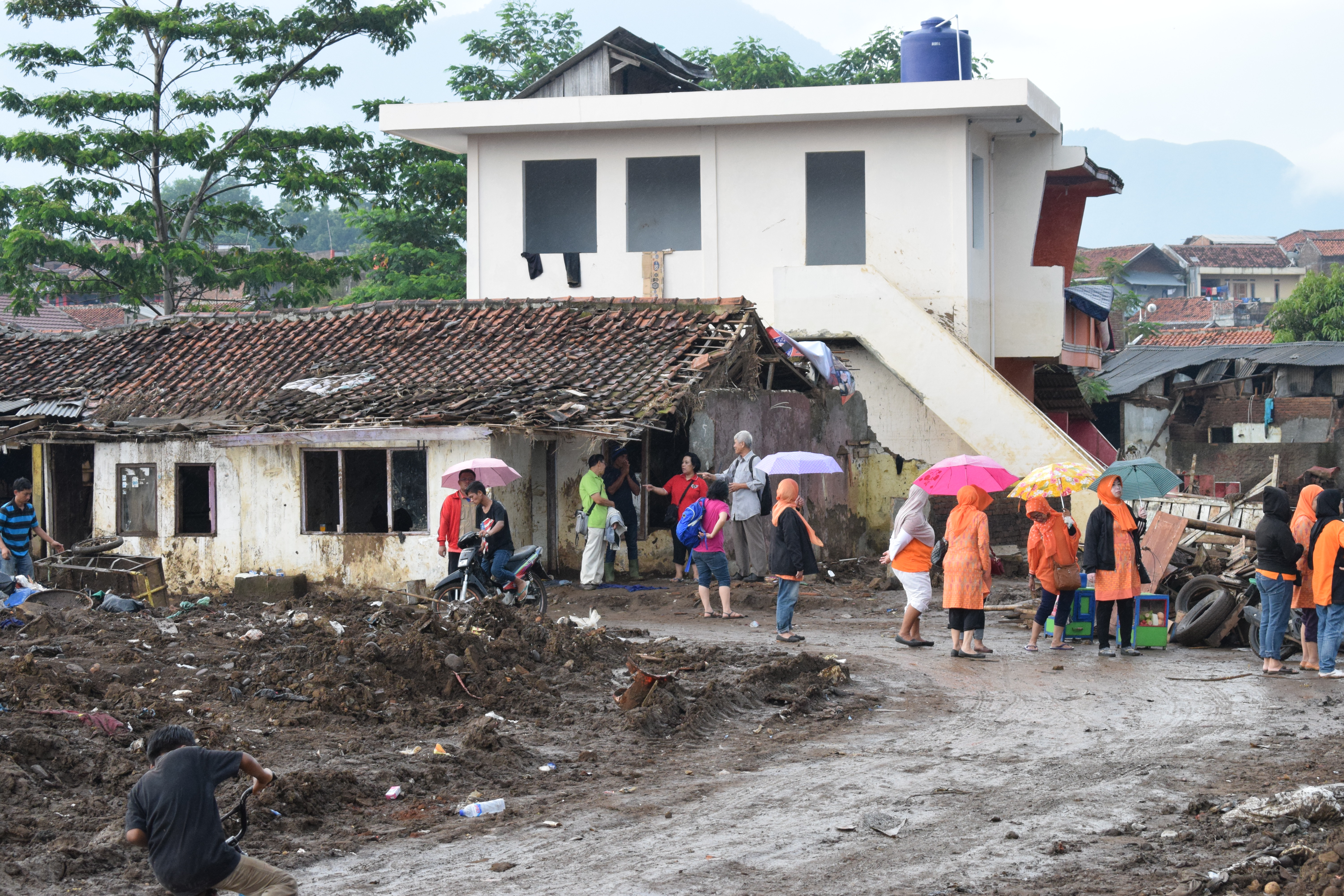 Kunjungan Lokasi Banjir Bandang Garut